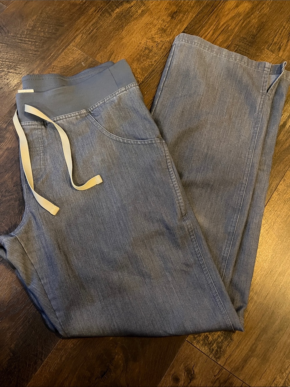 Figs size small scrub bottoms